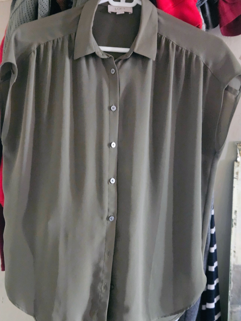 LOFT Olive Short-Sleeve Button-Front Blouse